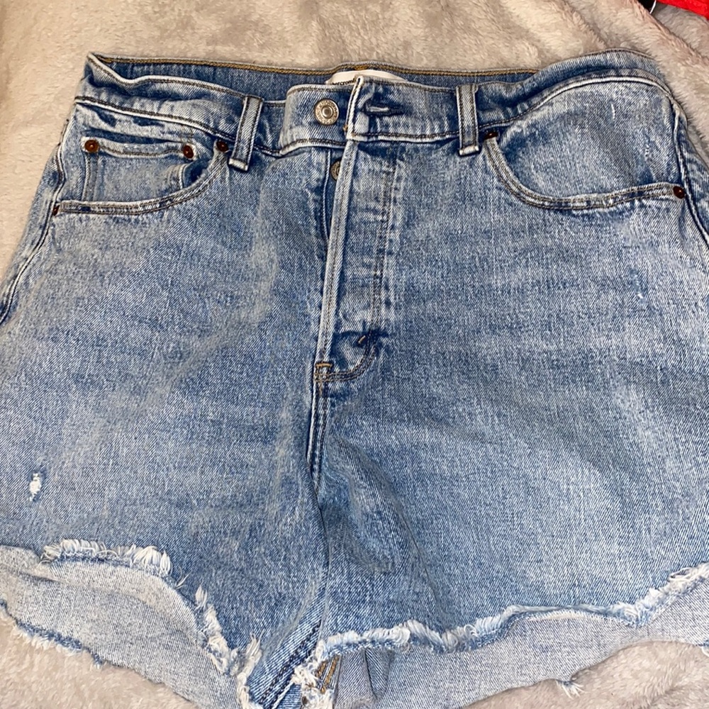 Abercrombie high rise dad short